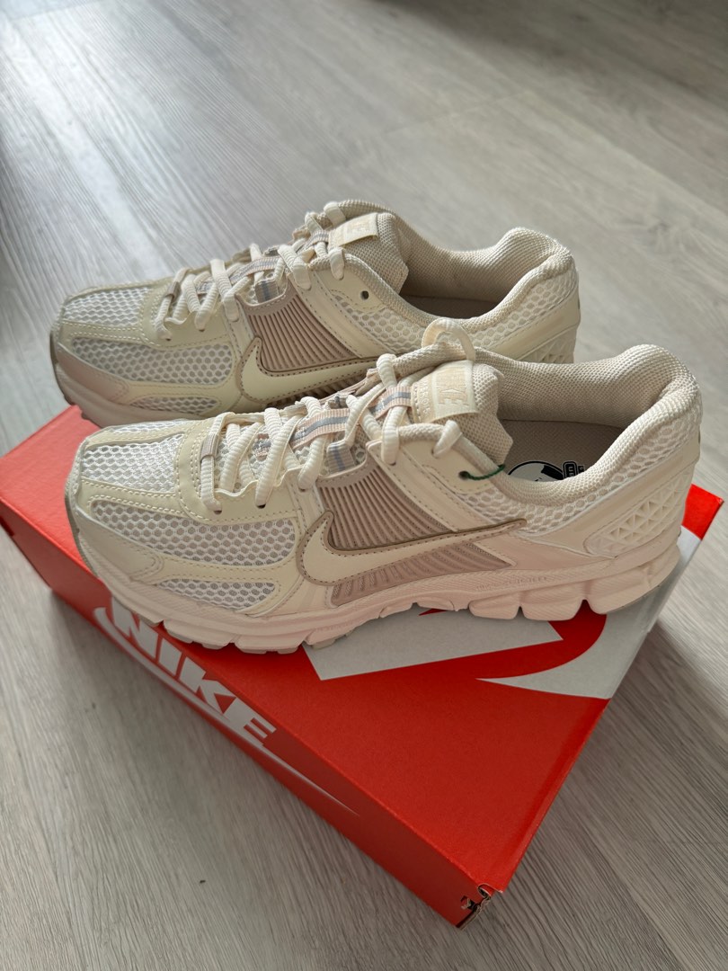 Air Zoom Vomero 5 Sail Light Orewood Brown Reps